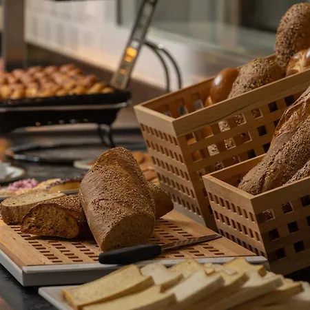 Express & By Ihg Ξενοδοχείο Σιόν