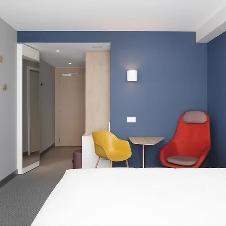 Express & By Ihg 3* Sion