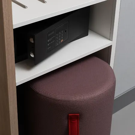 Express & By Ihg Sion