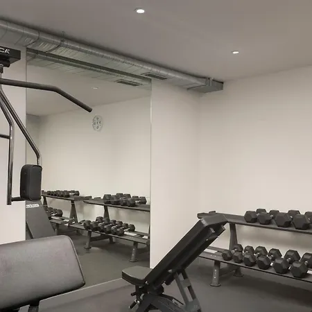 Express & By Ihg * Sion