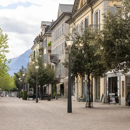 Express & By Ihg Hotel Sion