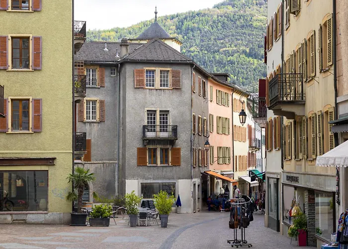 Hotell Express & By Ihg *