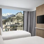 Express & By Ihg